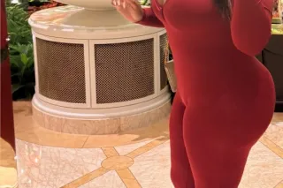 NEW BIG BOOTY LATINA- Curves, ... - Image 4